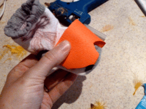 chick-costume-feet-folded