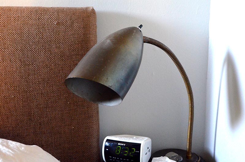 bedroom-lamp